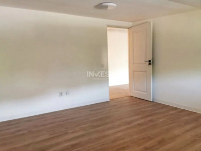 3 CAMERE DECOMANDAT ROND ERA