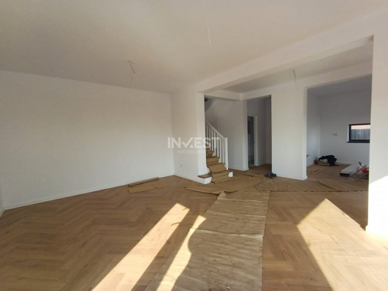 CASA PREMIUM CU 4 CAMERE SI 3 BAI IN ZONA PEPINIEREI-MIROSLAVA