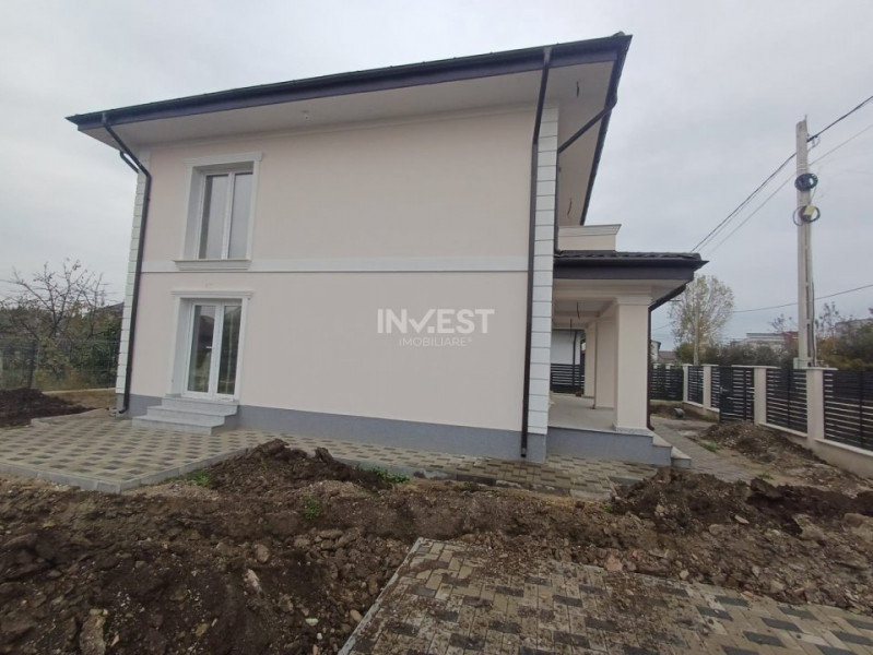 Casă Modernă cu 4 Camere – Miroslava, Locație Ideală!