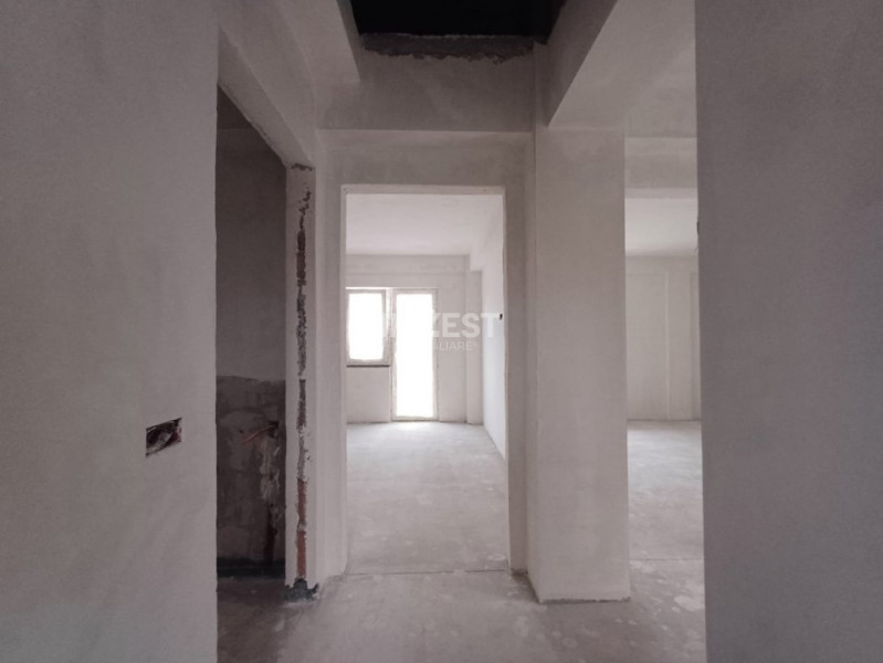 Casă Modernă cu 4 Camere – Miroslava, Locație Ideală!