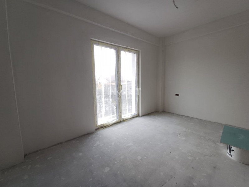 Casă Modernă cu 4 Camere – Miroslava, Locație Ideală!