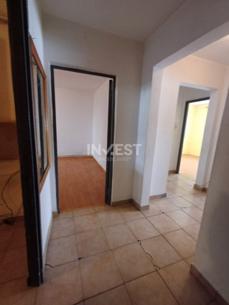 Apartament cu 3 camere de vanzare in zona Dacia- LIBER 