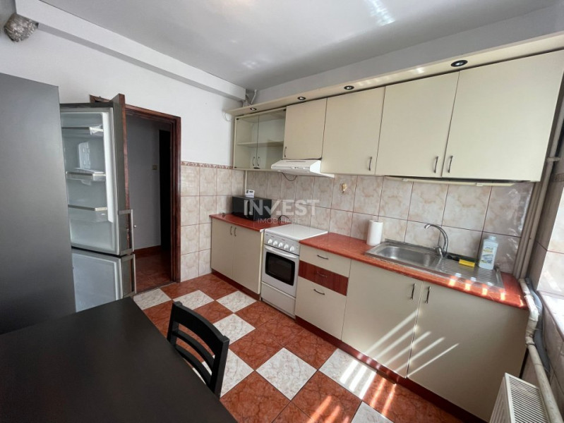 Apartament 3 camere, decomandat, zona Gara - Fostul Billa, Iasi