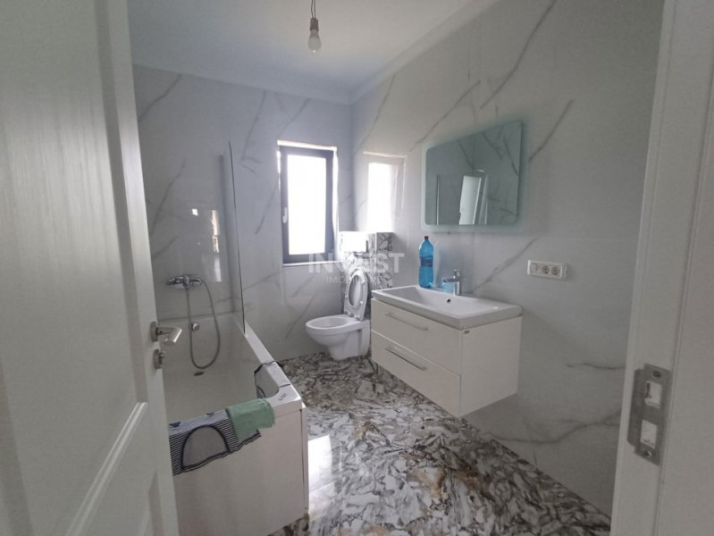 Casa individuala cu 4 camere , VALEA ADANCA