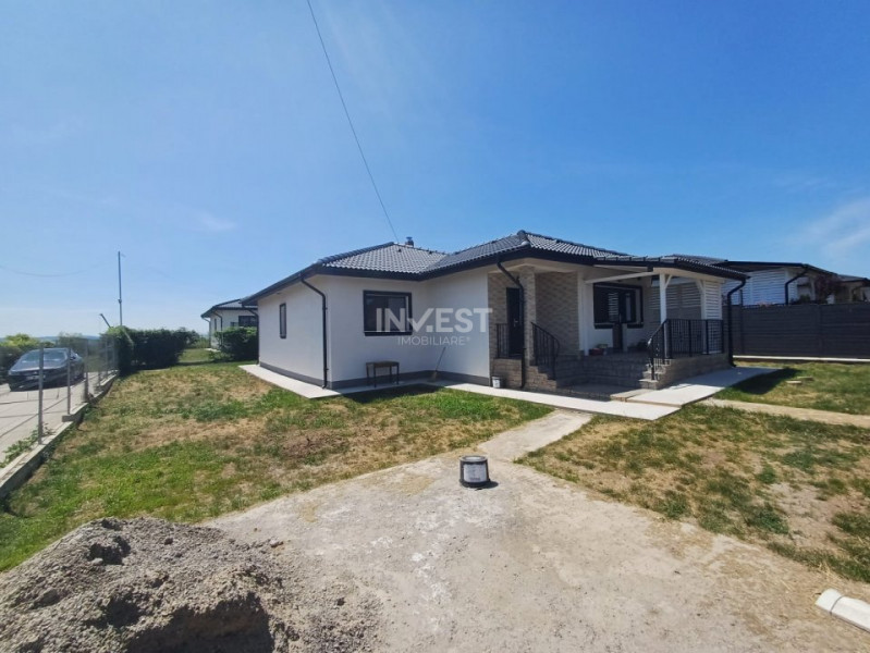 Casa individuala cu 4 camere , VALEA ADANCA