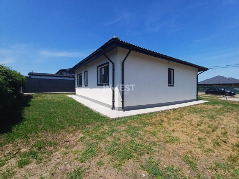 Casa individuala cu 4 camere , VALEA ADANCA