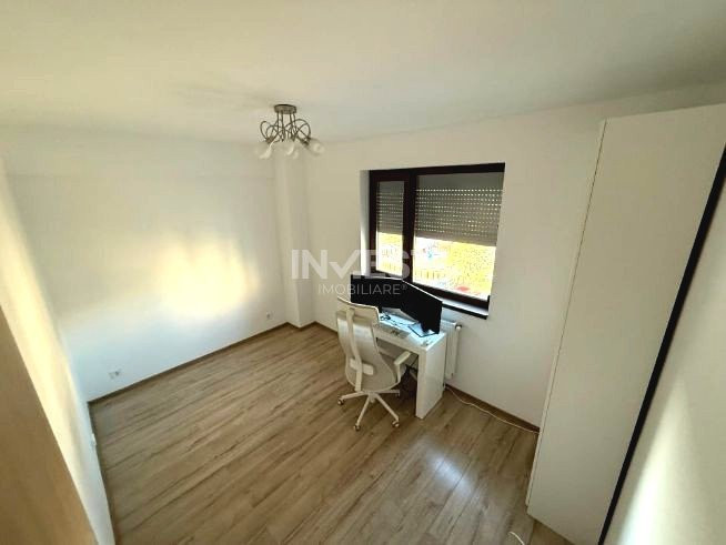 Apartament cu 2 camere *Decomandat* Bucium-Poitiers