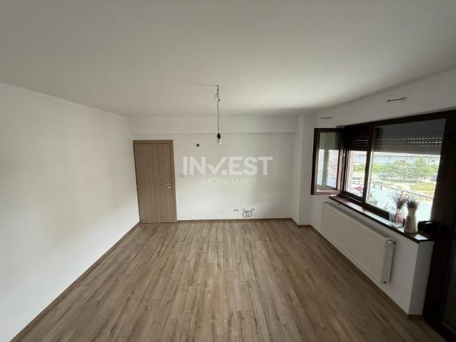 Apartament cu 2 camere *Decomandat* Bucium-Poitiers