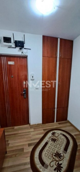 Apartament 2 camere - etaj intermediar - Podu Roș, Liceul Racoviță