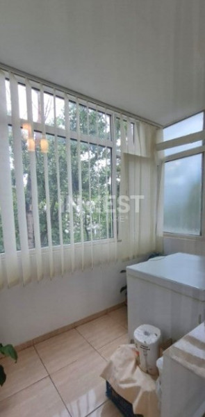 Apartament 2 camere - etaj intermediar - Podu Roș, Liceul Racoviță