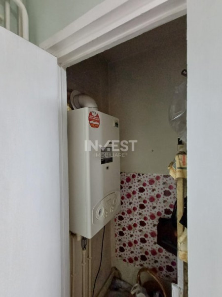 Apartament de vanzare cu 3 camere si 2 bai- zona Dacia 