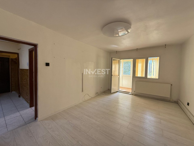 Apartament cu 3 camere de vanzare in Dacia- Liber, mutare imediata 