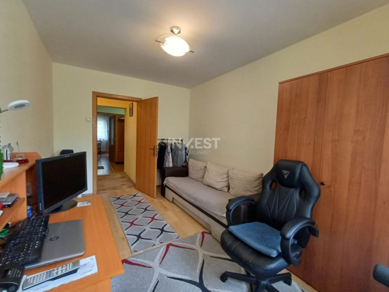 Apartament 3 camere, 2 bai, inclus garaj si boxa, zona Pacurari, Iasi