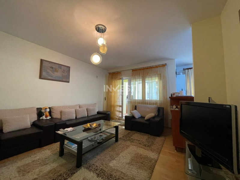 Apartament 3 camere, 2 bai, inclus garaj si boxa, zona Pacurari, Iasi