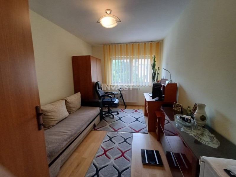 Apartament 3 camere, 2 bai, inclus garaj si boxa, zona Pacurari, Iasi