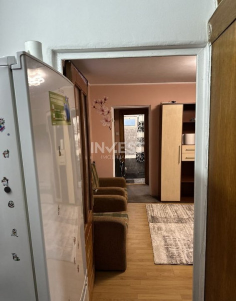 Apartament  2 camere de vanzare, zona Pacurari - Carrefour Express, Iasi
