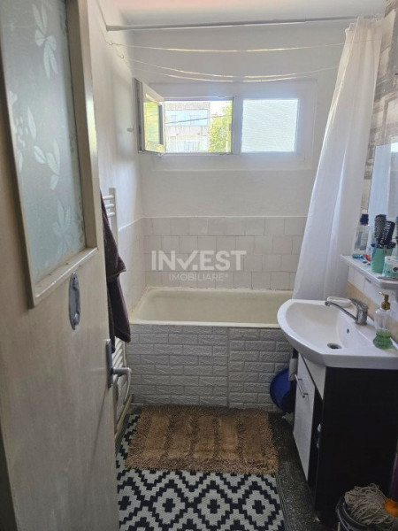 Apartament 2 camere - etajul 2 - bloc fără risc - rond Podu Roș 