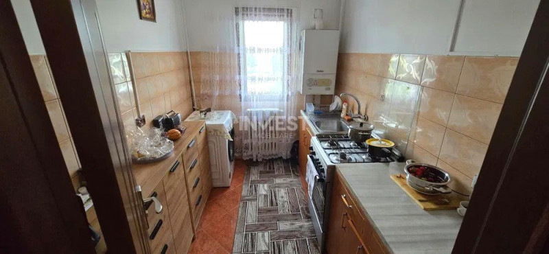 Apartament 3 camere - bloc fără risc - Podu Roș, Bld. Țuțora 