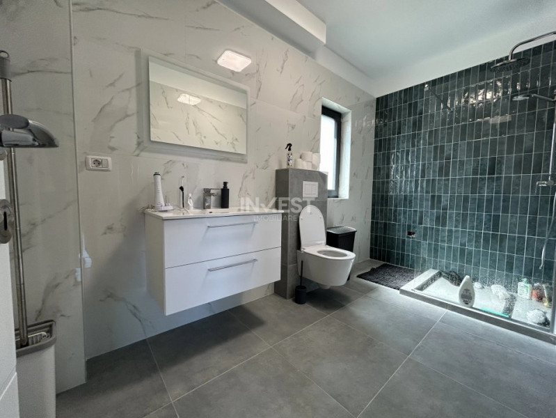 Casa 4 camere, de vanzare, beci, 476mp teren. zona Valea Adanca, 1km Capat CUG
