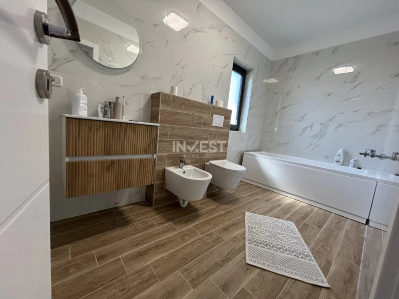 Casa 4 camere, de vanzare, beci, 476mp teren. zona Valea Adanca, 1km Capat CUG