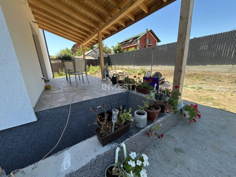 Casa 4 camere, de vanzare, beci, 476mp teren. zona Valea Adanca, 1km Capat CUG