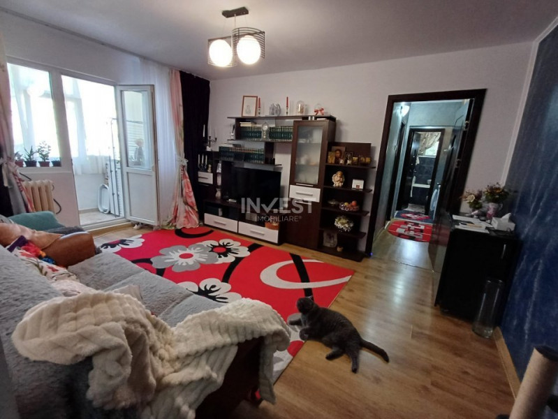 Apartament cu 3 camere de vanzare in zona Zimbru-Mobilat si utilat 