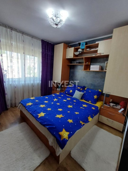 Apartament cu 3 camere de vanzare in zona Zimbru-Mobilat si utilat 