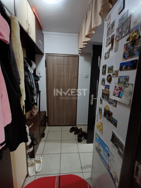 Apartament cu 3 camere de vanzare in zona Zimbru-Mobilat si utilat 