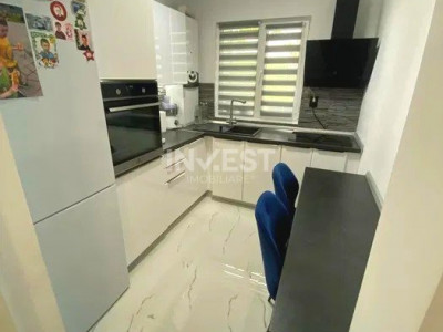 Apartament 3 camere - etaj 3 - Podu Roș 