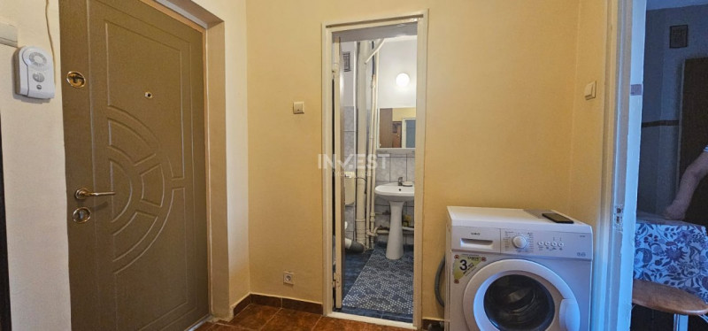 CENTRU CIVIC -apartament 1 camera decomandat 