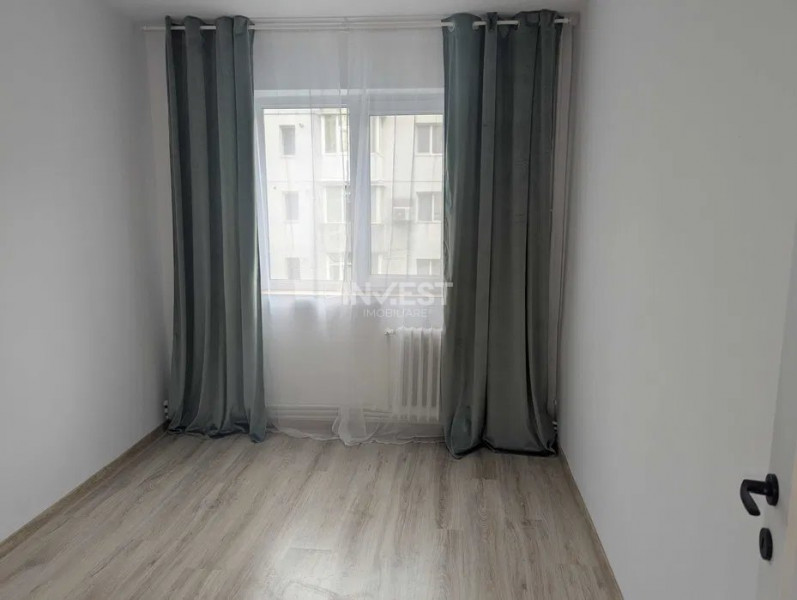 Apartament cu 3 camere de vanzare in zona Zimbru- Renovat 