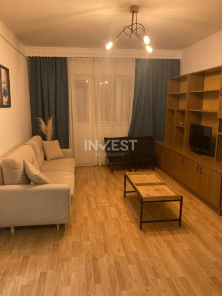 CENTRU CIVIC-apartament 3camere 