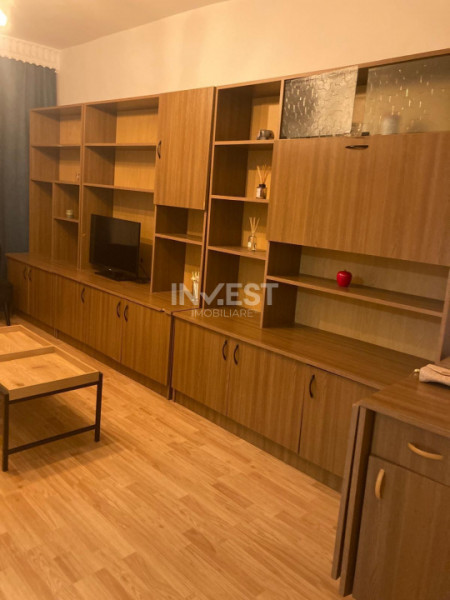 CENTRU CIVIC-apartament 3camere 