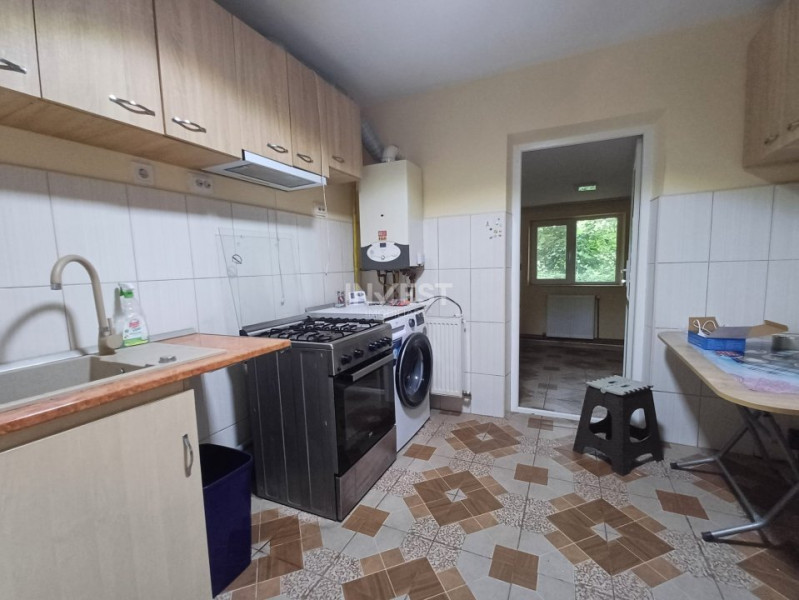 Apartament 2 camere, decomandat mobilat- Utilat, Clopotari