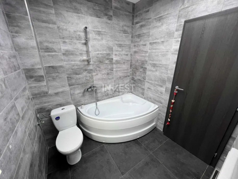 Apartament 2 camere + curte & parcare - 50mp