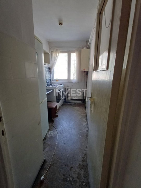 APARTAMENT CU 3 CAMERE , ETAJUL 1 , CARTIER ALEXANDRU CEL BUN