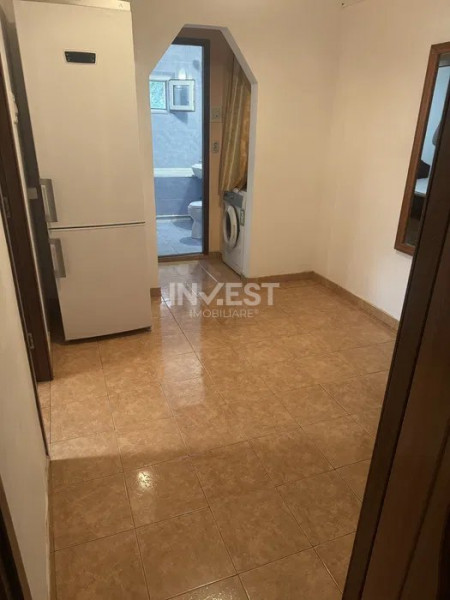 Apartament 2 camere, decomandat, Nicolina, etaj 1, Iasi