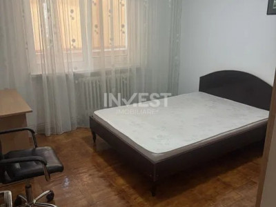 Apartament 2 camere, decomandat, Nicolina, etaj 1, Iasi