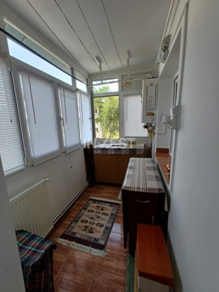Apartament 2 camere, decomandat, etaj 2, Nicolina