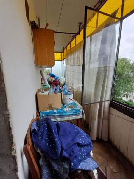 Dacia- Apartament cu 3 camere,2 bai- 80.000 euro 