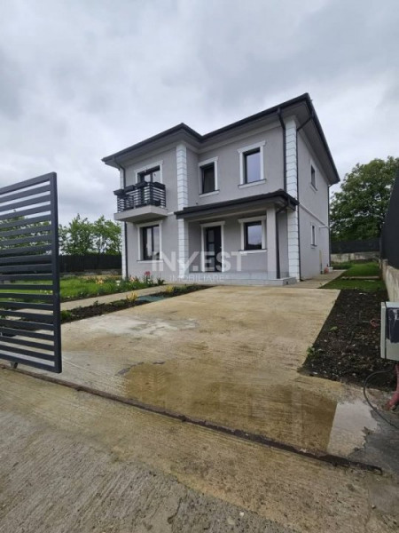 CASA INDIVIDUALA , 4 CAMERE , MIROSLAVA