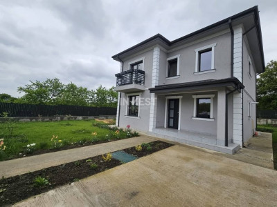 CASA PREMIUM 4 CAMERE , MIROSLAVA 