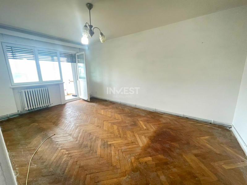 Apartament 3 camere decomandat - etaj 2 - Podu Ros