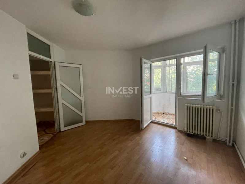 Apartament 2 camere decomandat, etaj 1/4, Clopotari 