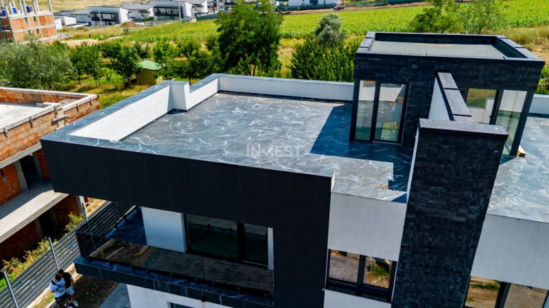 Duplex modern cu 3 dormitoare, 2 băi și terasă panoramică