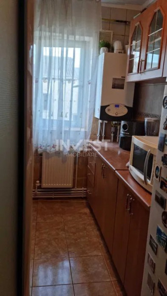 Zimbru- Apartament 2 camere renovat si mobilat 