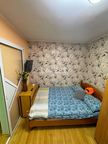 Apartament 3 camere-Metalurgie-Gradinari-etaj intermediar-bloc 1980