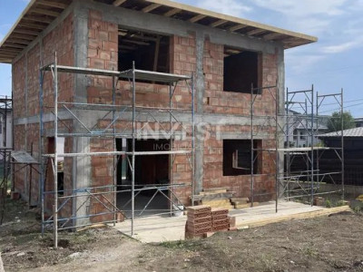 CASA INDIVIDUALA , VALEA ADANCA 5 DRUMURI