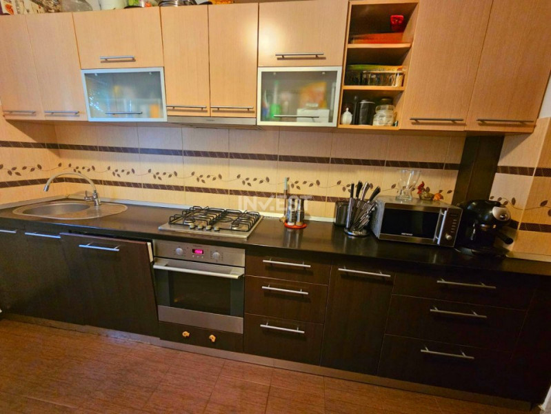 Apartament 2 camere decomandat-etaj 1-Tatarasi-bloc 1986
