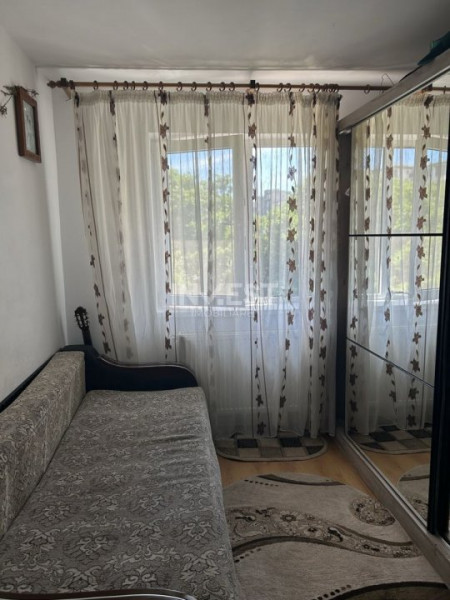 Apartament de vanzare 3 camere, zona Pacurari - Alpha Bank, Iasi